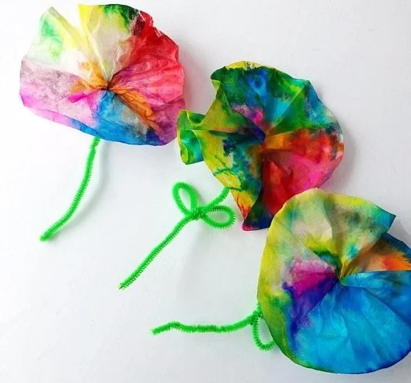 Adorable Tie-Dye Preschool Flower Craft - The Play Based Mom