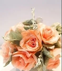 Learn how to make Coffee Filter Roses. Easy flower project. Coffee filter flowers all year round d… | Coffee filter roses, Coffee filter flowers, How to make coffee