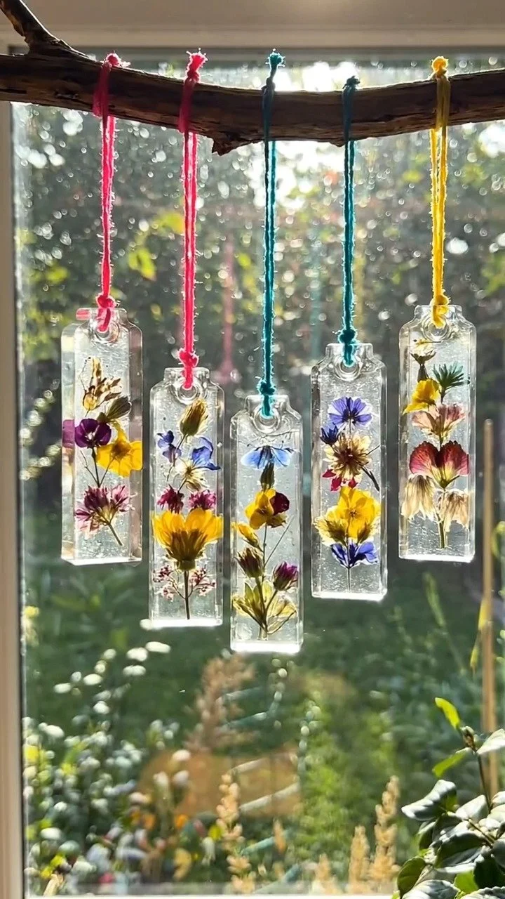DIY cornstarch glass ornaments create delicate translucent decorations ✨ A beautiful handmade craft. Save this DIY!