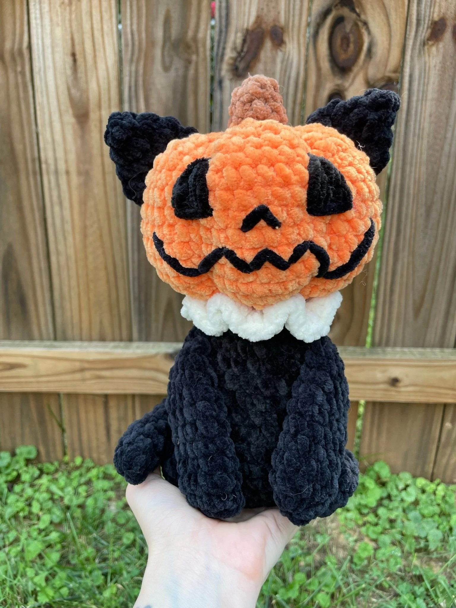 Pumpkin Cat Crochet Pattern